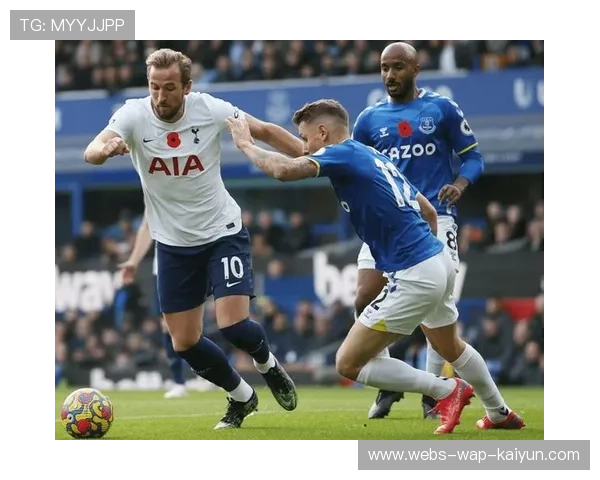 埃弗顿禁区包抄更加积极，进攻参与度提高